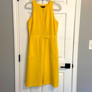 Banana Republic size 6 Yellow dress
